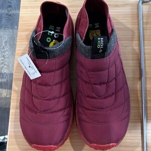 Holo Eco Maroon Slip-On Shoes